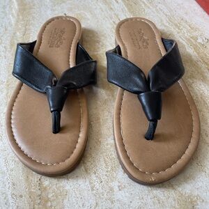 Italian Coach and Four Leather Slip On Thong Sandals